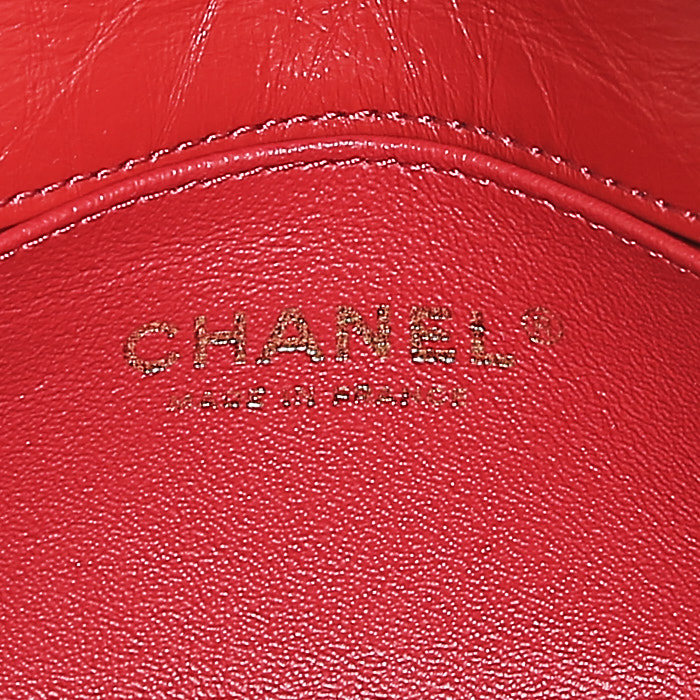 Pochette-ceinture Chanel  en cuir matelassé rouge - Detail D4