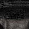 Bolsa de viaje Chanel Cambon en cuero acolchado negro - Detail D3 thumbnail