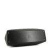 Bolsa de viaje Chanel Cambon en cuero acolchado negro - Detail D4 thumbnail