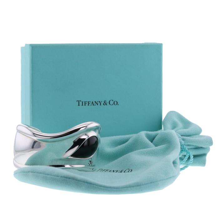 Tiffany & Co Bone small model cuff bracelet in silver and jade - Detail D2