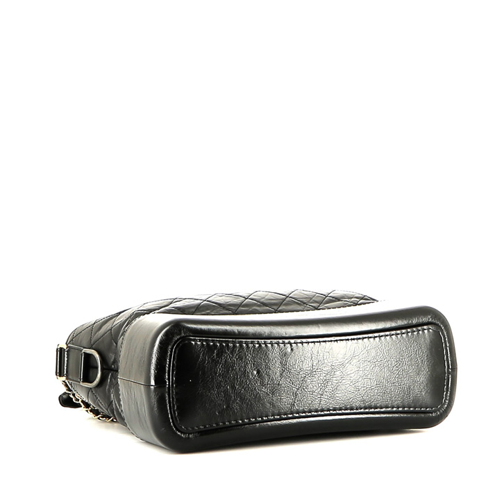 Bolso bandolera Chanel Gabrielle  en cuero acolchado negro - Detail D5