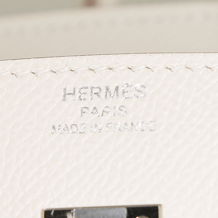 Sac à main Hermès Birkin 25 cm en cuir epsom Craie - Detail D4