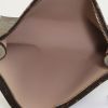 Pochette Louis Vuitton Toilette26 in tela monogram e pelle naturale - Detail D2 thumbnail