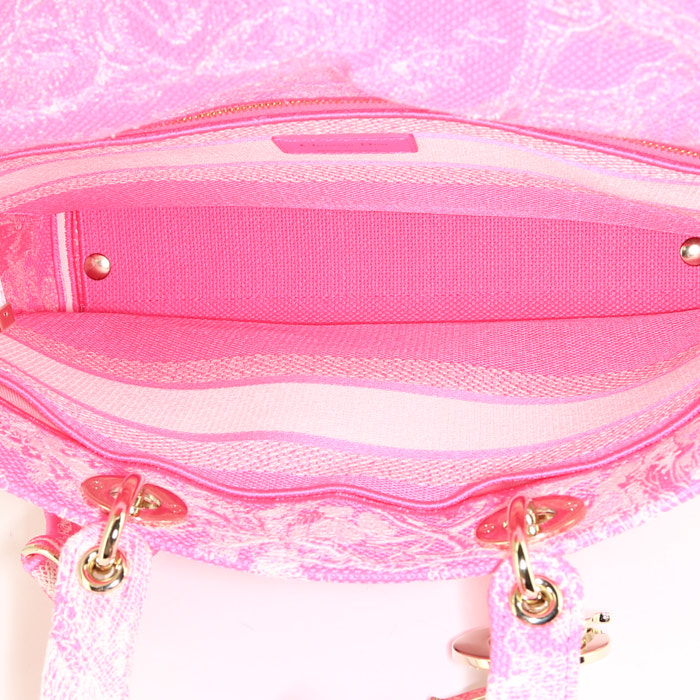Sac à main Dior  Lady D-Lite en toile rose - Detail D3