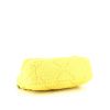 Bolso bandolera Chanel 19 en tweed amarillo - Detail D5 thumbnail