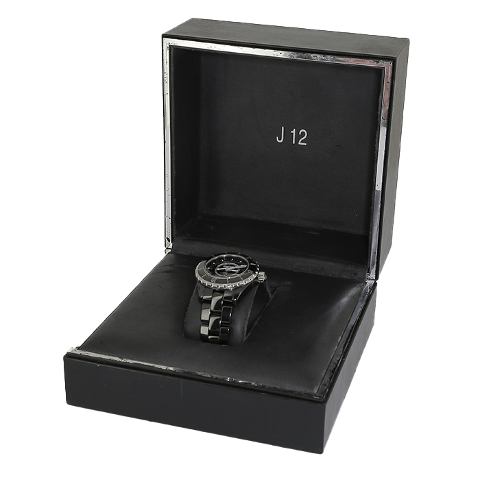 Chanel J12  in ceramic black Circa 2009 - Detail D2