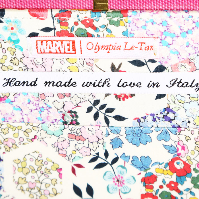 Bolsito de mano Olympia Le-Tan Marvel THE SENSATIONAL SHE- HULK en lona rosa n°04/32 - Detail D3