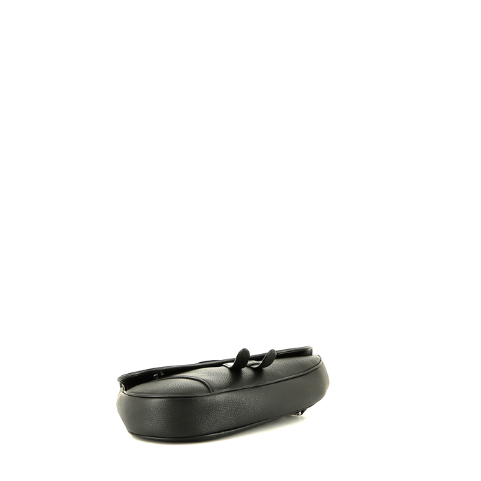 Dior  Saddle shoulder bag  in black grained leather - Detail D5
