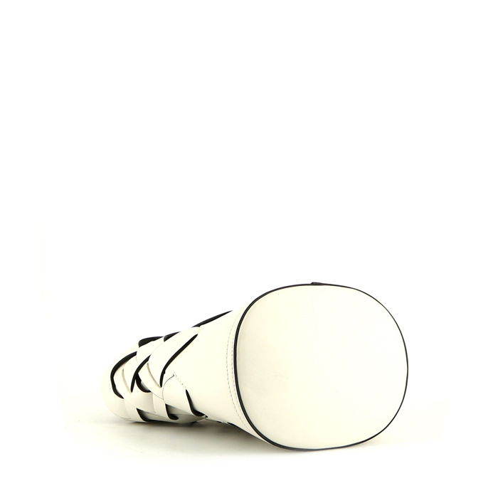 Prada Bucket bag handbag  in white leather - Detail D4