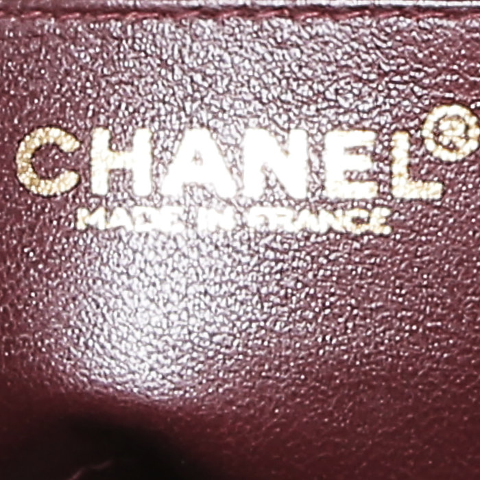 Chanel  Timeless Mini shoulder bag  in black quilted leather - Detail D3