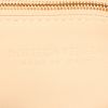 Bottega Veneta  Padded Cassette shoulder bag  in beige intrecciato leather - Detail D3 thumbnail