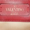 Bolso bandolera Valentino Garavani  Rockstud Spike en cuero acolchado rojo - Detail D4 thumbnail