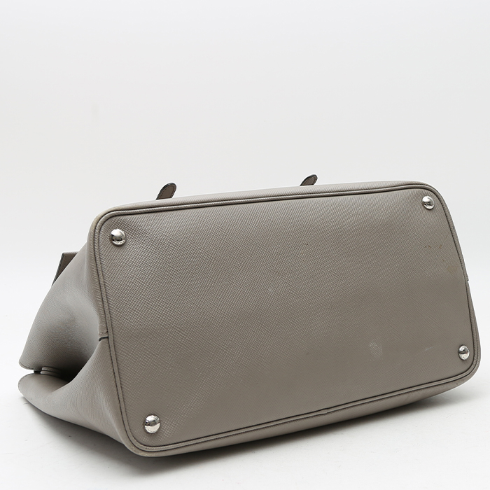 Prada  handbag  in grey leather - Detail D4