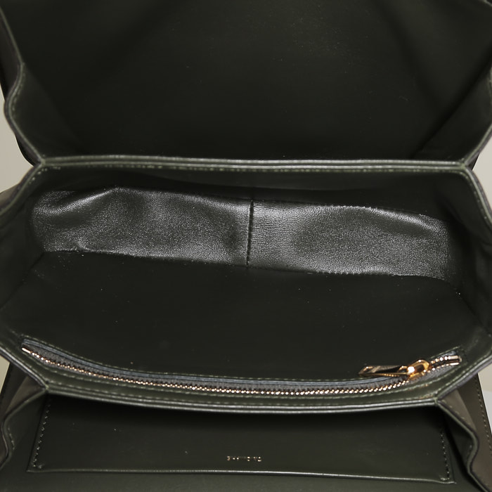 Bolso bandolera Celine Triomphe en cuero box caqui - Detail D2