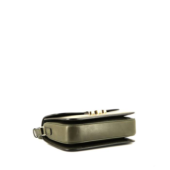 Sac bandoulière Celine Triomphe en cuir box vert-kaki - Detail D4