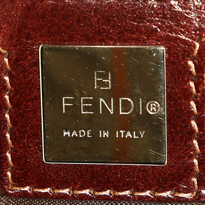 Sac à main Fendi  Mamma Baguette en toile denim bleue - Detail D3