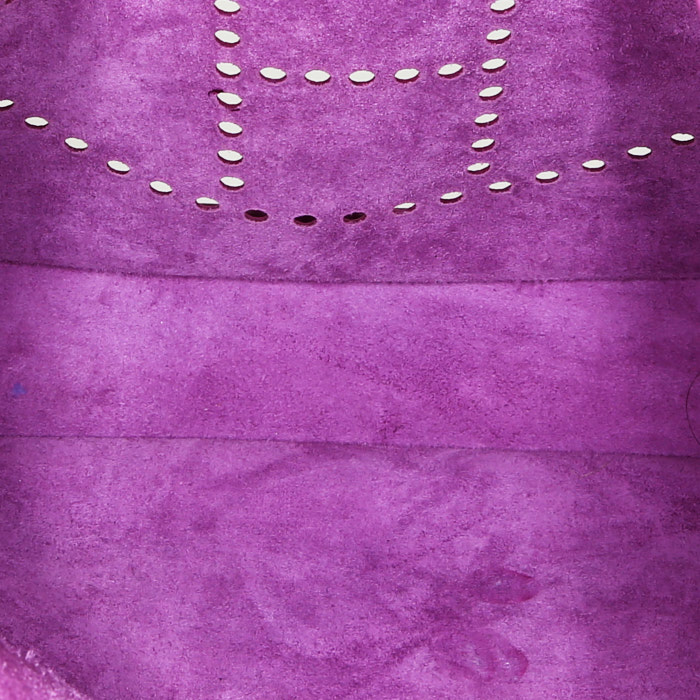 Bolso bandolera Hermès  Evelyne modelo grande  en cuero epsom rosa - Detail D2