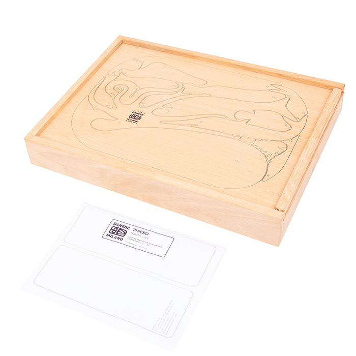Enzo Mari, sculpture / puzzle "16 Pesci" in solid wood, edition Danese Milano, of 1974 - Detail D5