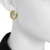 Paire de boucles d'oreilles Boucheron Serpent Bohème en or jaune et diamants - Detail D1 thumbnail
