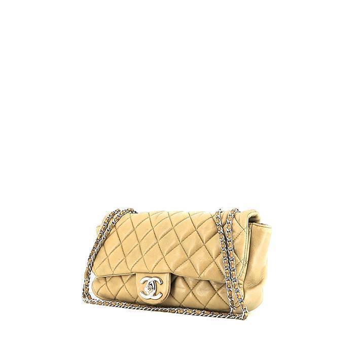 Chanel  Timeless handbag  in beige quilted leather - 00pp