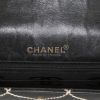 Chanel Vintage handbag  in black quilted leather - Detail D4 thumbnail