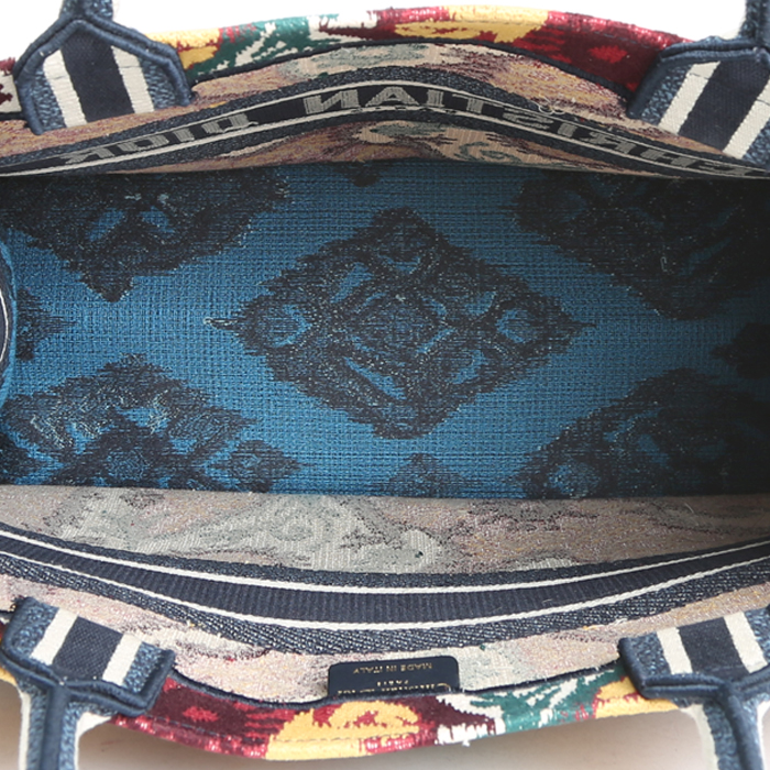 Dior  Book Tote medium model  shopping bag  in blue, red and yellow multicolor  printed patern canvas - Detail D2
