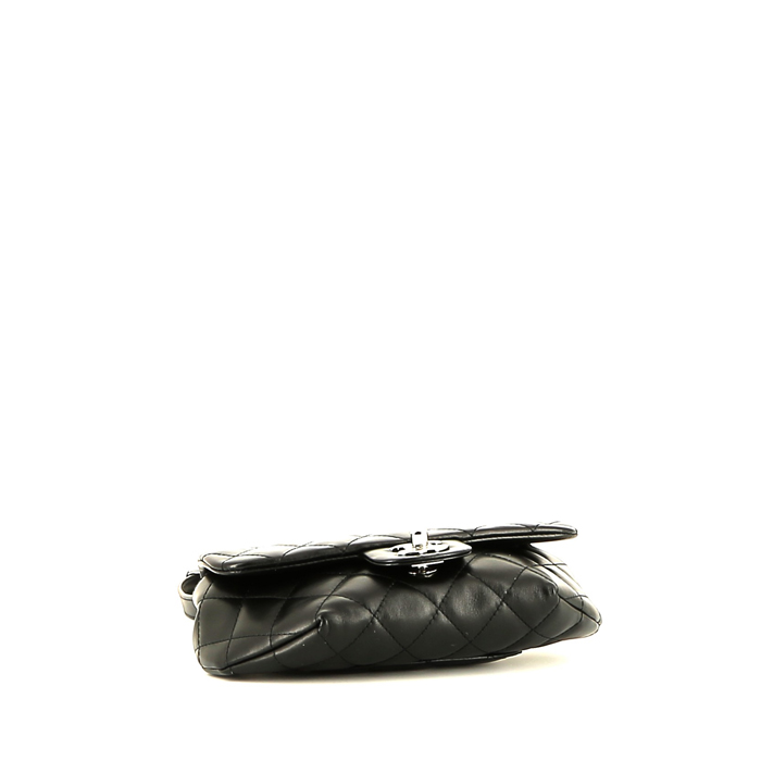 Pochette-cintura Chanel Pochette ceinture in pelle trapuntata nera - Detail D4