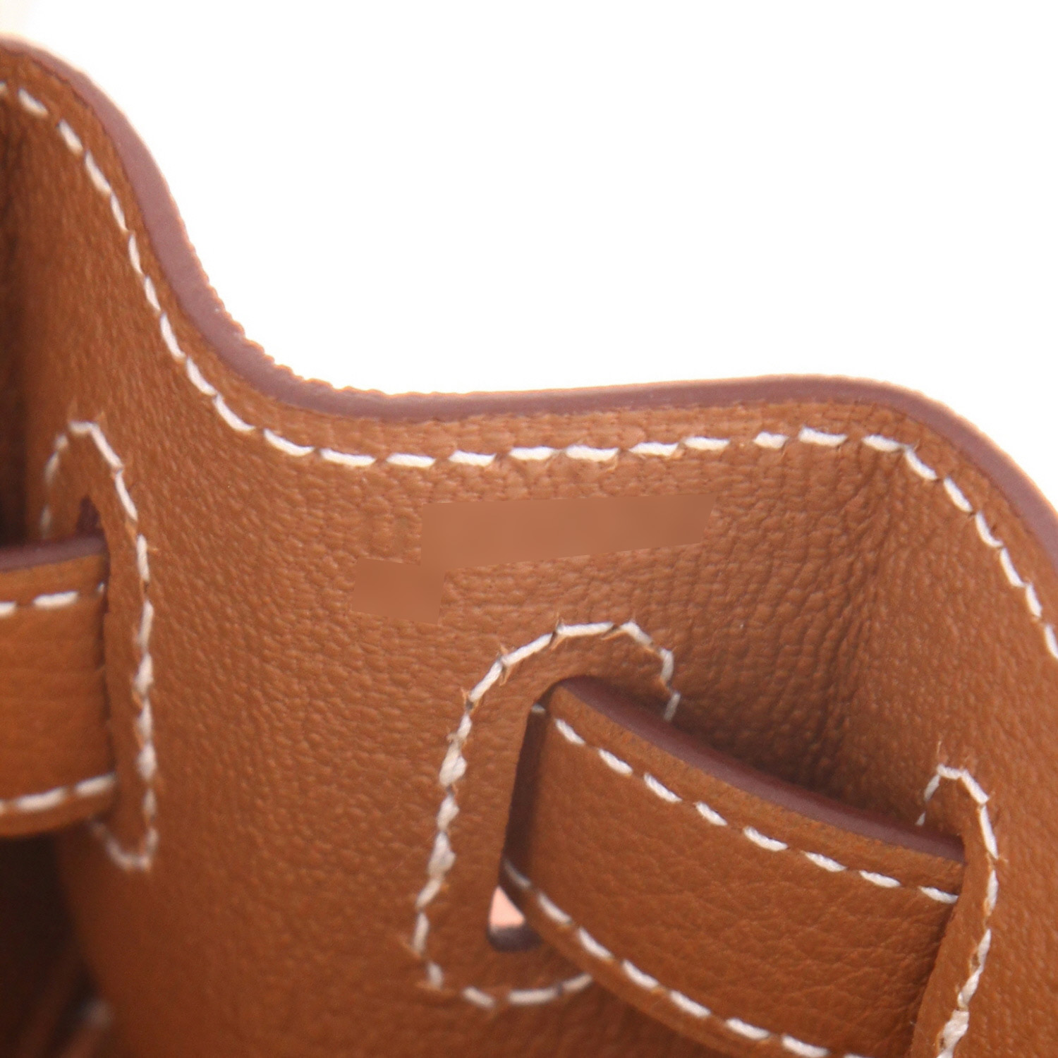 Bolso de mano Hermès  Kelly 28 cm en cuero togo color oro - Detail D4