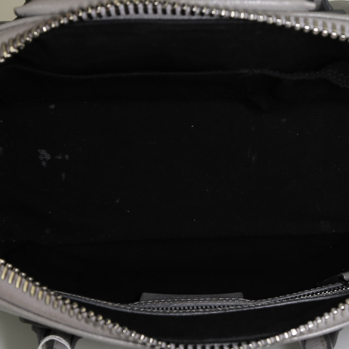 Borsa Givenchy  Antigona modello piccolo  in pelle grigia - Detail D3