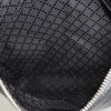 Gucci   pouch  in black grained leather - Detail D2 thumbnail