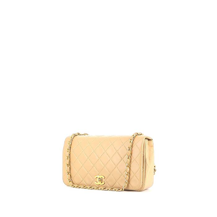 Chanel  Mademoiselle shoulder bag  in beige quilted leather - 00pp