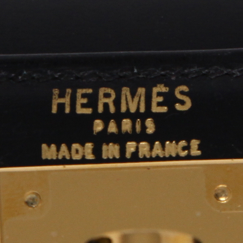 Hermès  Kelly 28 cm handbag  in black box leather - Detail D9