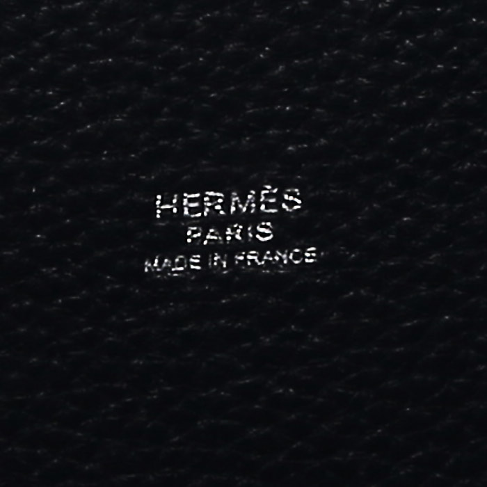 Hermès  Picotin handbag  in navy blue togo leather - Detail D3