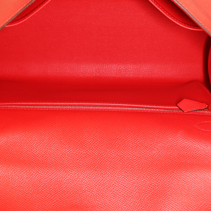 Hermès  Kelly 32 cm handbag  in red epsom leather - Detail D3