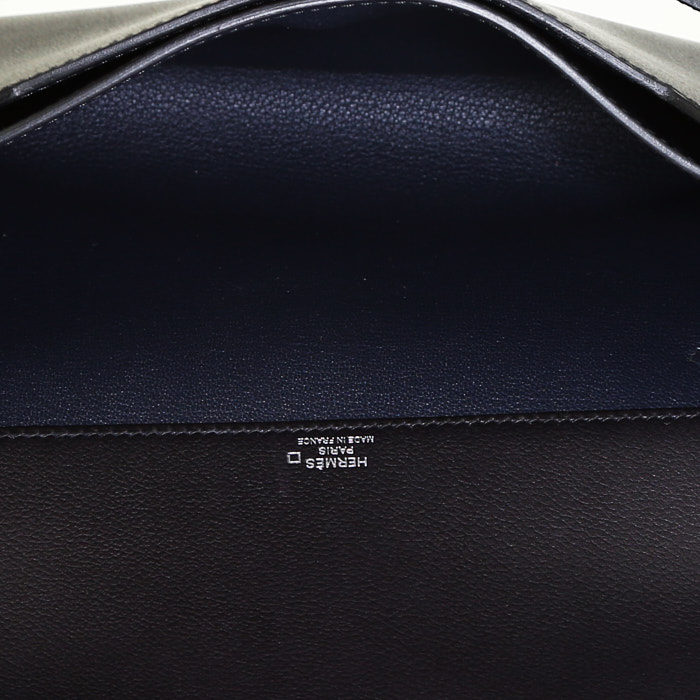 Sac/pochette Hermès  Kelly Dépêches en cuir Swift bleu-foncé et alligator bleu-marine - Detail D2