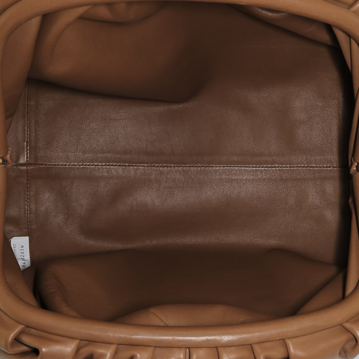 Sac/pochette Bottega Veneta  Pouch en cuir marron - Detail D2