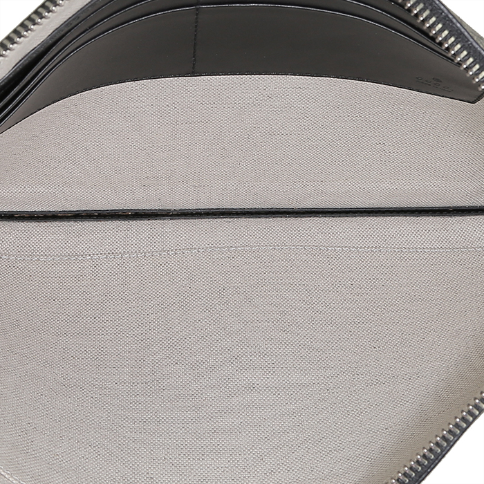 Gucci  L'Aveugle par Amour pouch  in beige monogram canvas  and black leather - Detail D2