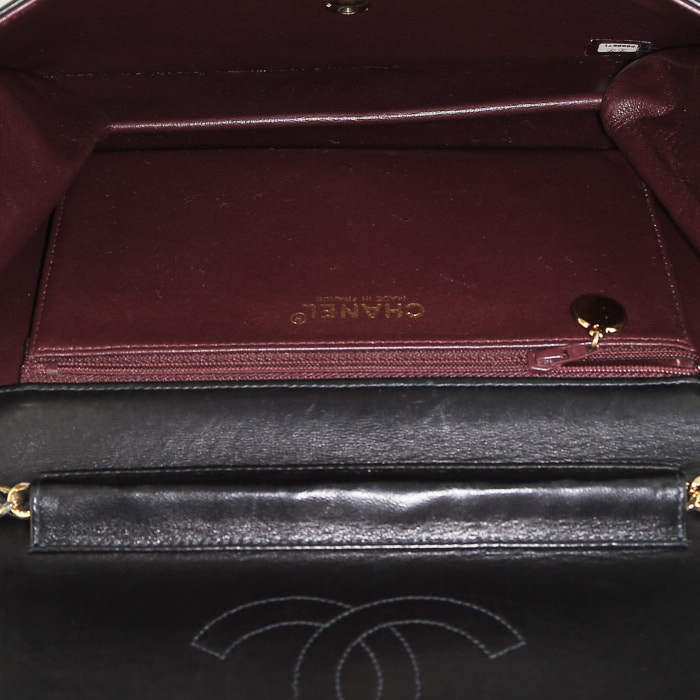 Sac à main Chanel  Vintage en cuir matelassé noir - Detail D2