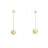 Dior Rose des vents earrings in yellow gold, mother of pearl and diamond - 360 thumbnail