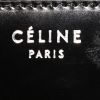 Bolso bandolera Celine  Classic Box modelo mediano  en charol negro - Detail D3 thumbnail