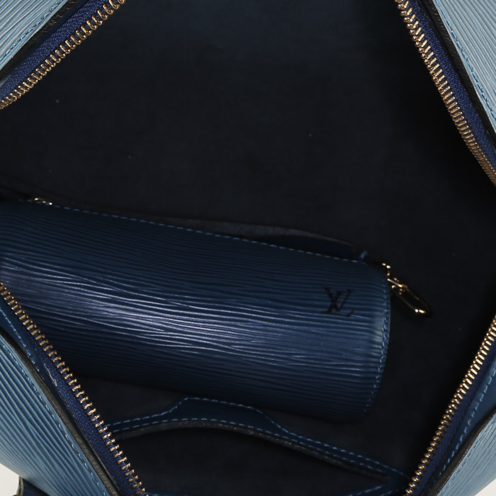 Louis Vuitton  Soufflot handbag  in blue epi leather - Detail D3