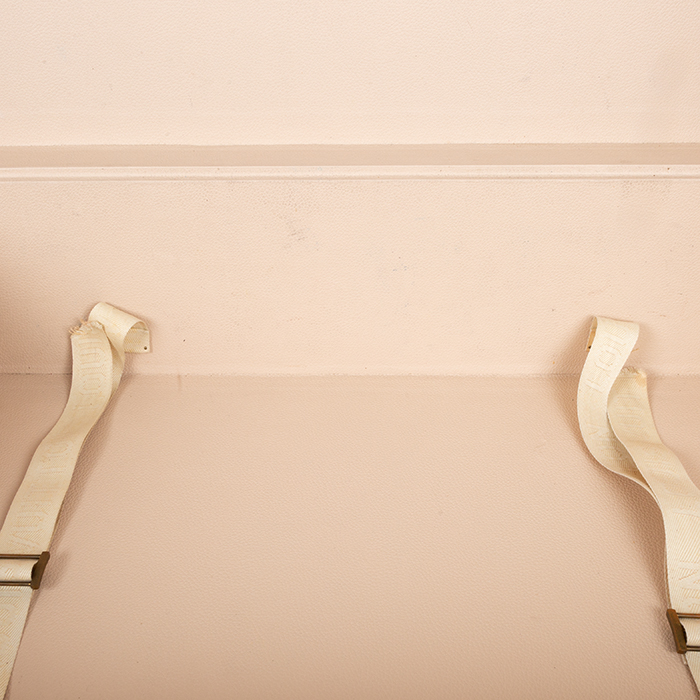 Louis Vuitton  Bisten 80 suitcase  in brown monogram canvas  and brown lozine (vulcanised fibre) - Detail D2