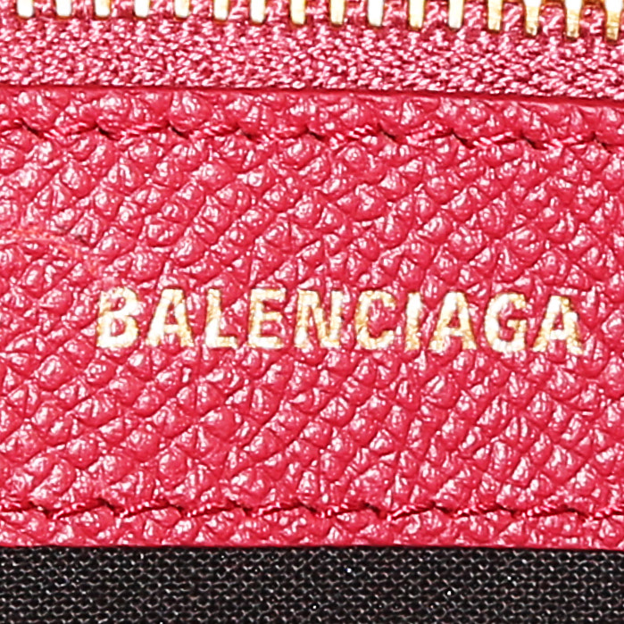 Balenciaga Ville Top Handle shoulder bag in red grained leather - Detail D4