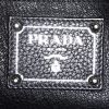 Sac bandoulière Prada   en cuir grainé noir - Detail D4 thumbnail