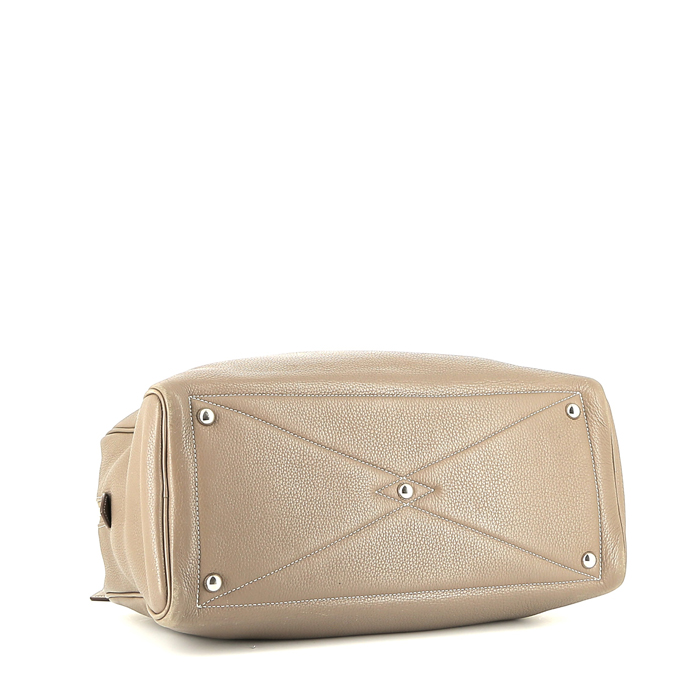 Hermès  Victoria handbag  in etoupe togo leather - Detail D4
