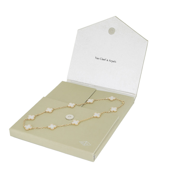 Van Cleef & Arpels Alhambra Vintage necklace in yellow gold and mother of pearl - Detail D2