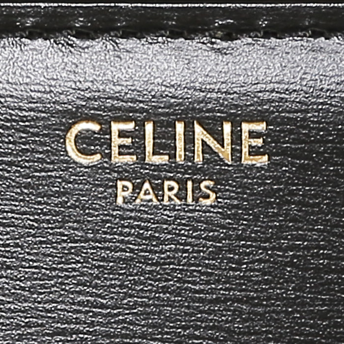 Celine Triomphe shoulder bag in black box leather - Detail D3