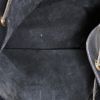 Louis Vuitton  Grand Noé messenger bag  in black epi leather - Detail D2 thumbnail