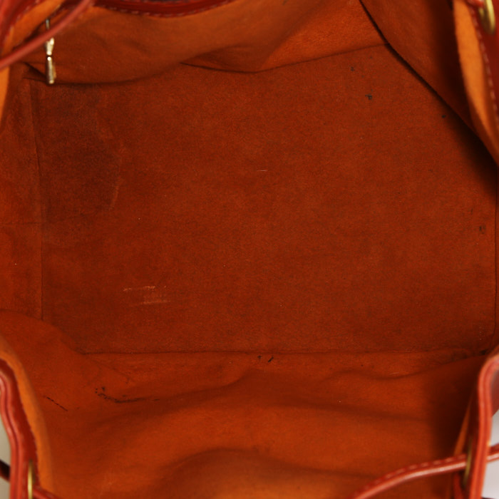 Sac cabas Louis Vuitton  Noé petit modèle  en cuir épi cognac - Detail D2