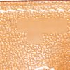 Hermès  Birkin 30 cm handbag  in gold togo leather - Detail D4 thumbnail
